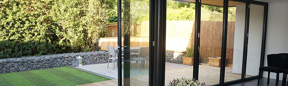 a stunning aluminium door in sutton, cheam